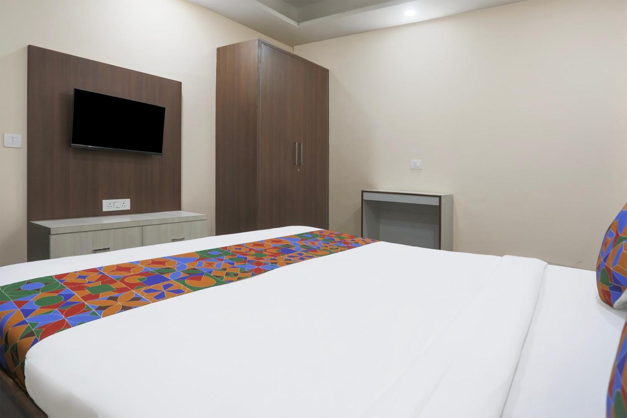 Fabhotel Bliss Premium Gurgaon Exterior foto